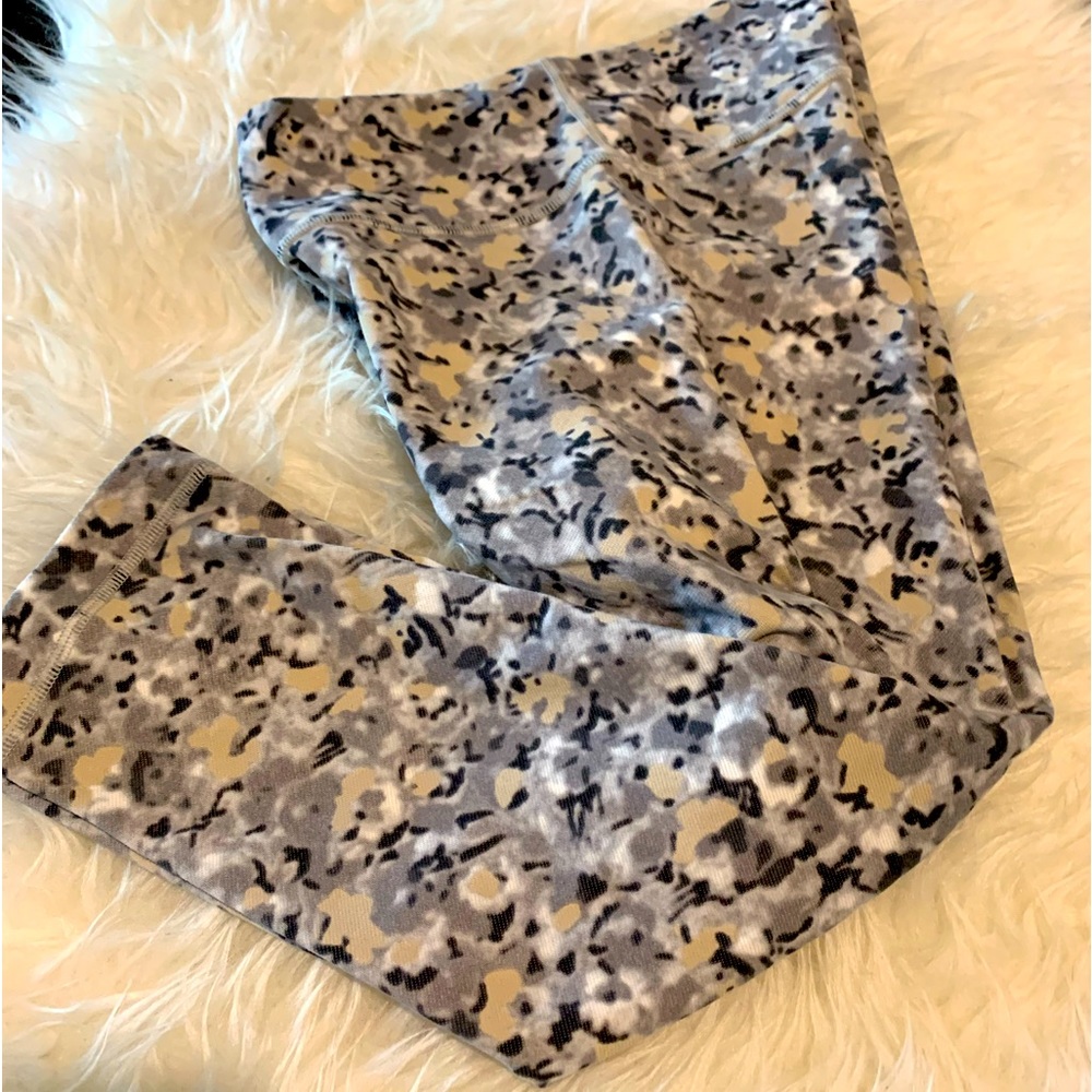 Lovely multicolored workout pants by Lululemon